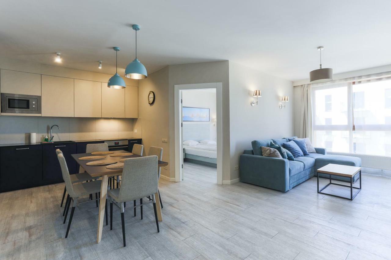 Unique Motlawa Riverbank Apartment Gdansk Bagian luar foto